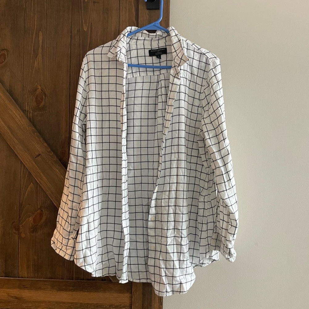 Banana Republic Plaid Button Up Shirt